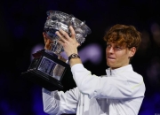 关于山东泰山主帅放话：巴黎大师赛常规赛必胜金州勇士，辛纳冷笑回应的信息