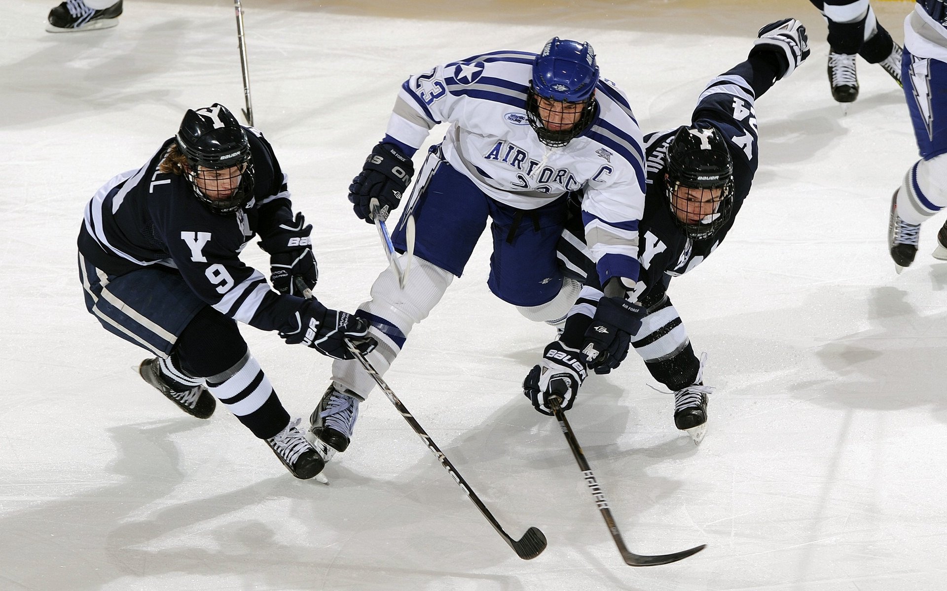  今夜世界杯预选赛前瞻：姆巴佩伤情更新，武汉三镇冲击连胜纪录